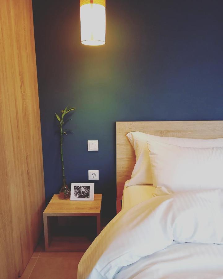 Bella Suite City Center, Parking Солун Екстериор снимка