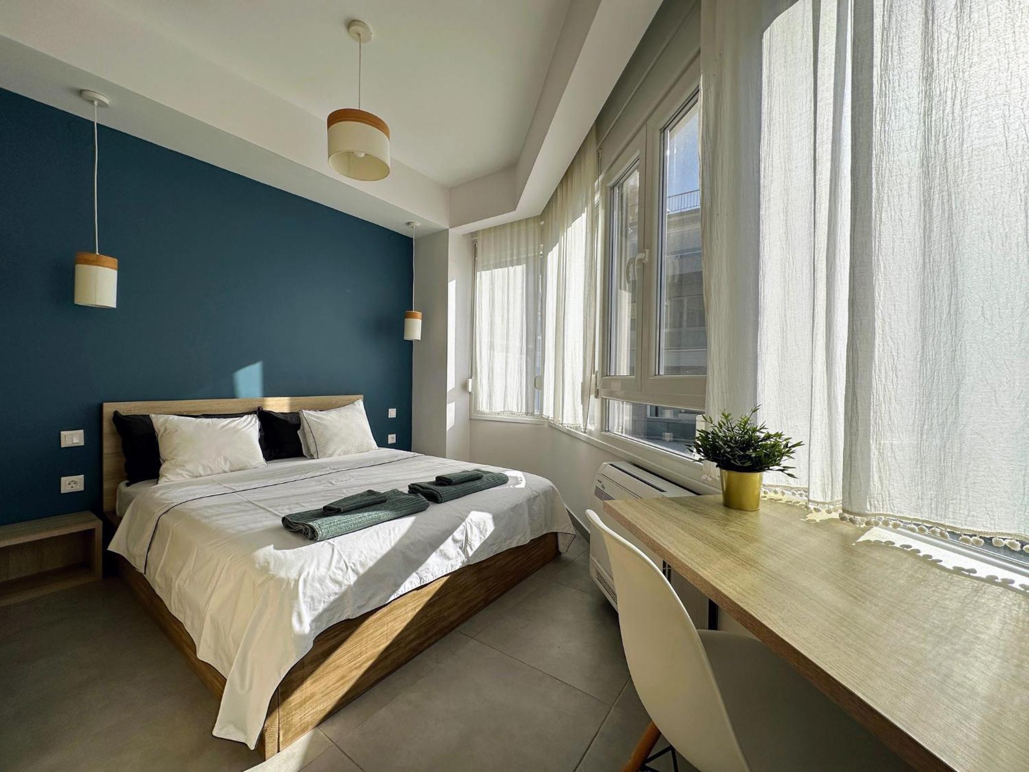 Bella Suite City Center, Parking Солун Екстериор снимка